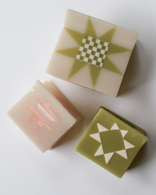 Worn Pink Sawtooth Star Claw