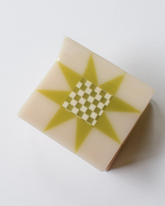 Matcha Gingham Sawtooth Star Claw