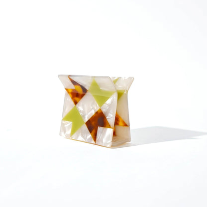 Ribbon Quilt Claw