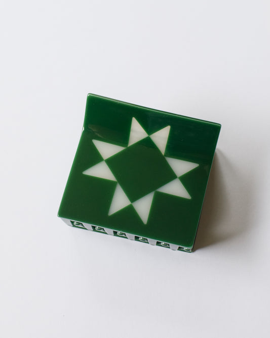 Evergreen Sawtooth Star Claw