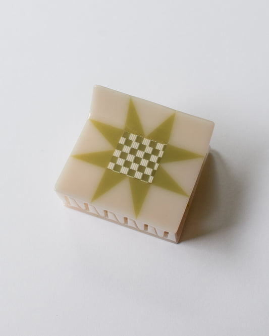 Matcha Gingham Sawtooth Star Claw